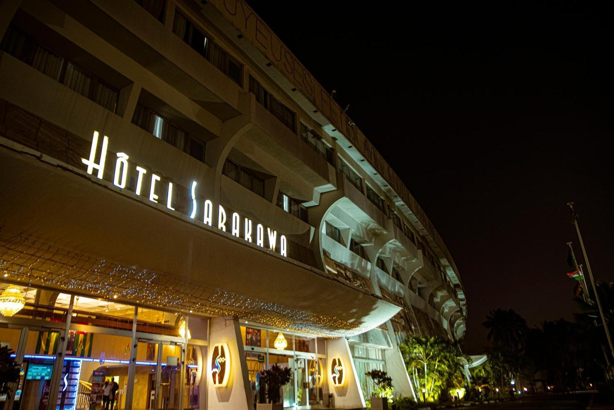 Hotel Sarakawa Ломе Экстерьер фото